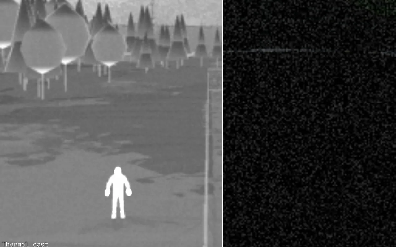 Termokamera v noci: člověk za plotem u lesa září v termálním kanálu, zatímco běžná kamera vedle vidí jen šum